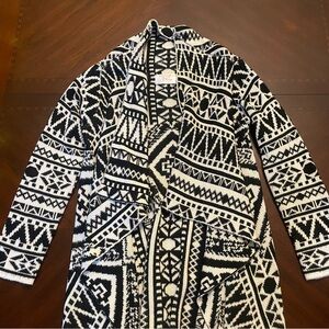 Southern Charm Black and Long Sweater S